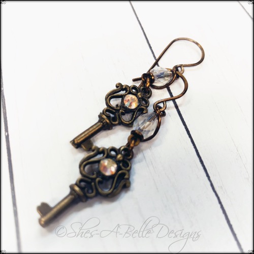 Antique Skeleton Key Charm Earrings in Antique Bronze, Steampunk Earrings Antique Skeleton Key Charm Earrings in Antique Bronze, Steampunk Earrings