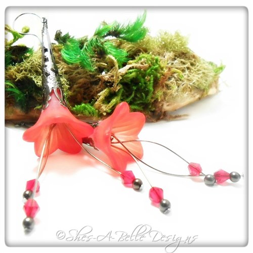 Wild Peony Fairy Flower Trumpet Cascade Earrings in Gunmetal, Lucite Flower Earrings Wild Peony Fairy Flower Trumpet Cascade Earrings in Gunmetal, Lucite Flower Earrings