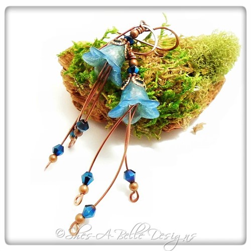 Sky Fairy Flower Cascade Earrings in Antique Copper, Lucite Flower Earrings Sky Fairy Flower Cascade Earrings in Antique Copper, Lucite Flower Earrings