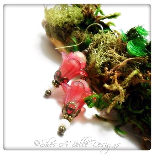 Sweet Pea Fairy Flower Upside Down Drops in Antique Bronze, Lucite Flower Earrings Sweet Pea Fairy Flower Upside Down Drops in Antique Bronze, Lucite Flower Earrings