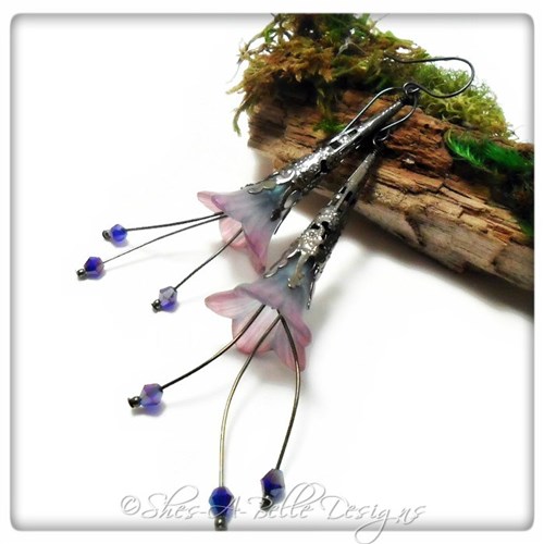 Twilight Fairy Flower Trumpet Cascade Earrings in Gunmetal, Lucite Flower Earrings Twilight Fairy Flower Trumpet Cascade Earrings in Gunmetal, Lucite Flower Earrings